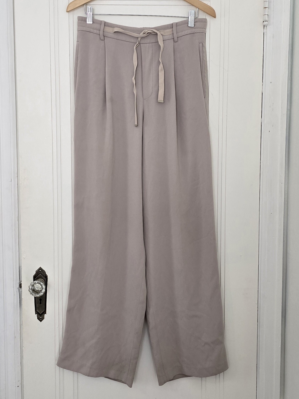 Vince Wide-Leg Tie Waist Pants Cream, Size L, VGUC, With Pockets